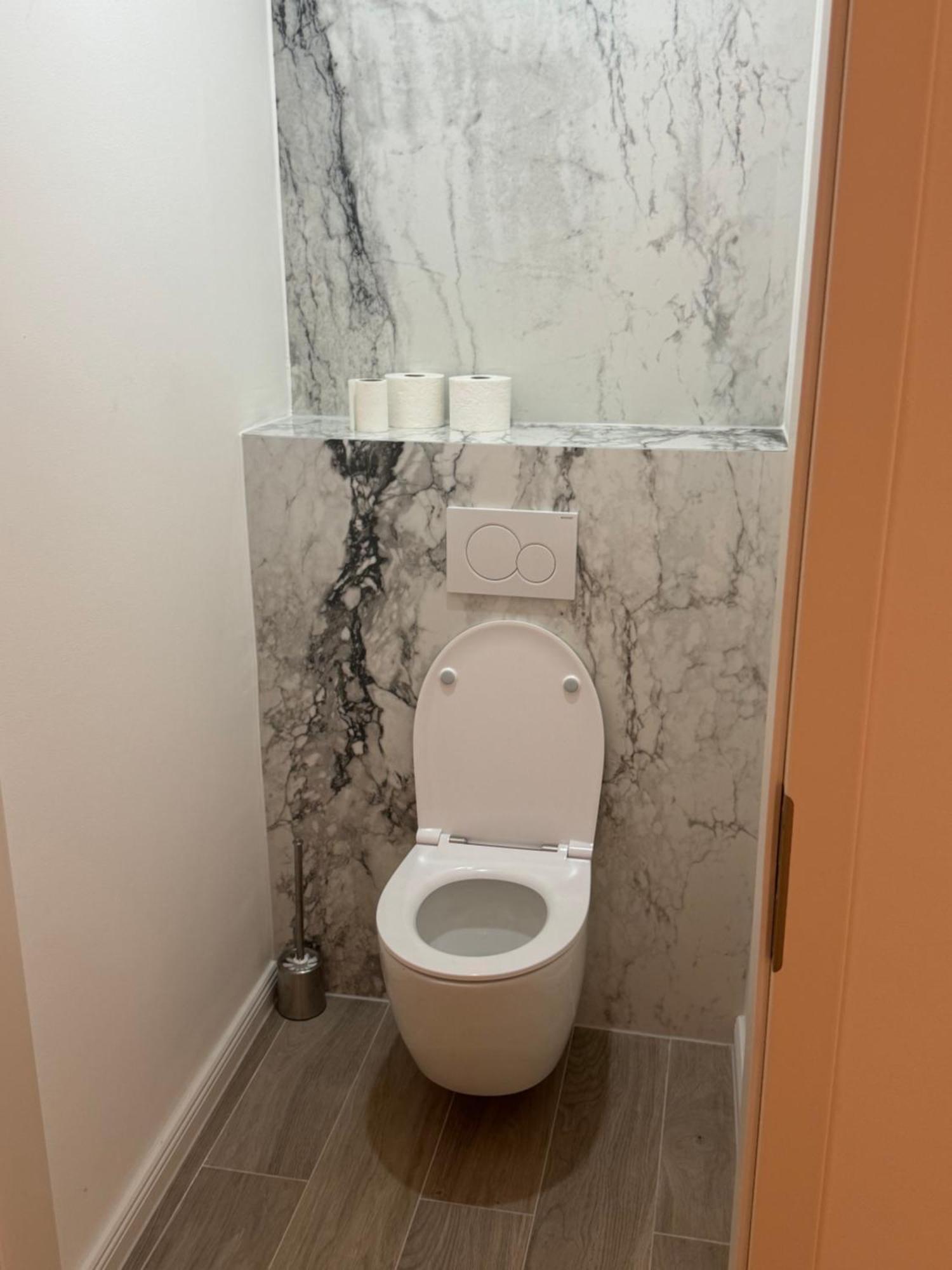 Luxurious Apartment In The Centre Of Wina Bagian luar foto